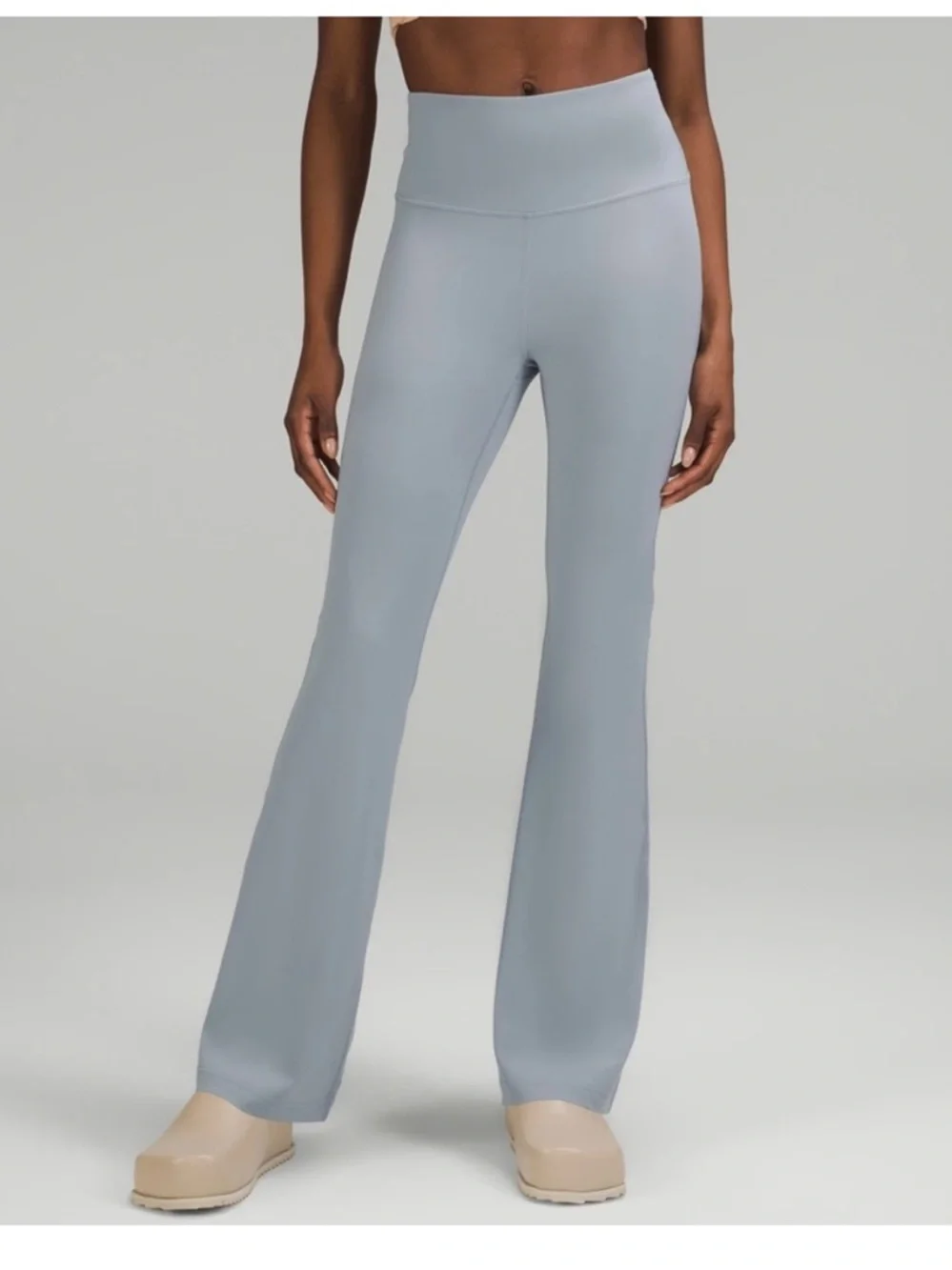 Lululemon Groove Super-High-Rise Flared Pant Nulu Chambray 0